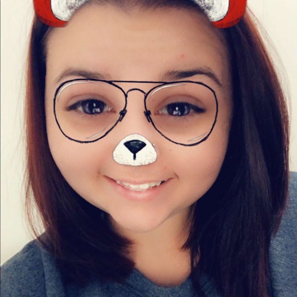 Meet your Posher, Haley - Picture 1 of 1